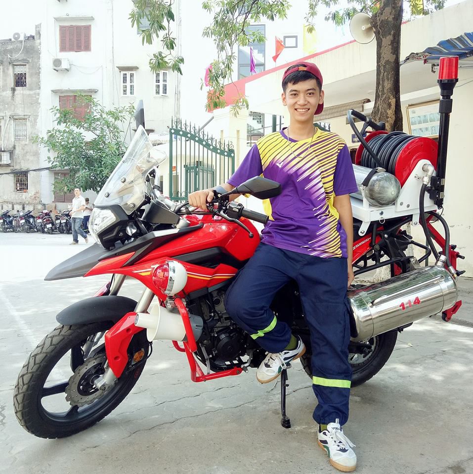 Chỉ 2 giây lên sóng truyền hình, nam sinh ĐH Phòng cháy bỗng nổi rần rần - 5