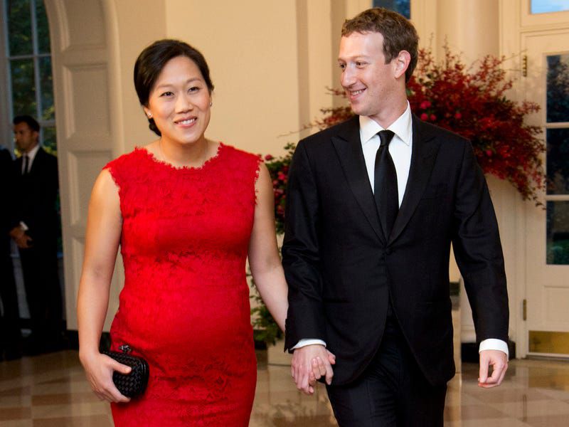 Những điều thú vị về mối tình đẹp kéo dài 16 năm giữa Mark Zuckerberg và vợ - 18