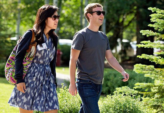 Những điều thú vị về mối tình đẹp kéo dài 16 năm giữa Mark Zuckerberg và vợ - 22