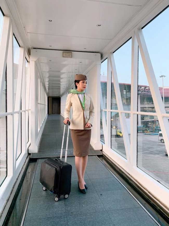 3 nữ tiếp viên hàng không Việt Nam gợi cảm khi rời đồng phục bay - 3