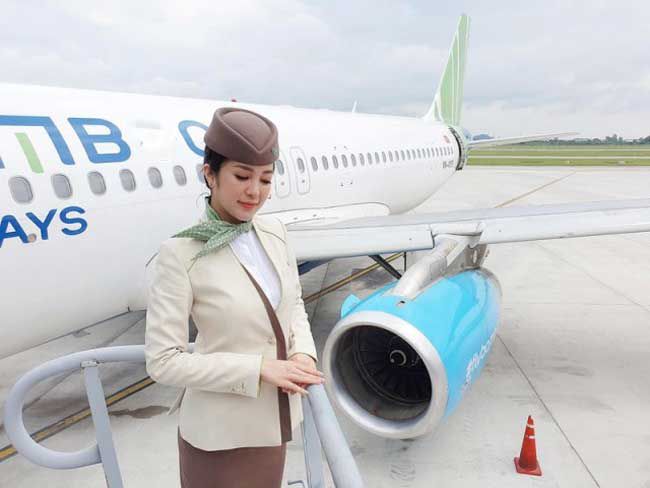 3 nữ tiếp viên hàng không Việt Nam gợi cảm khi rời đồng phục bay