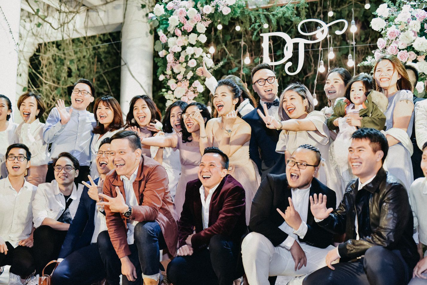 MC VTV lấy được vợ “nhờ bát cháo sườn” và đám cưới 100 khách mời - 13