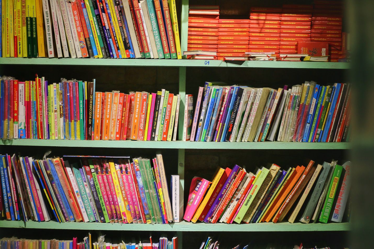 Chuyện ít biết về nhà sách cổ kính, độc đáo nhất Hà Nội - 3