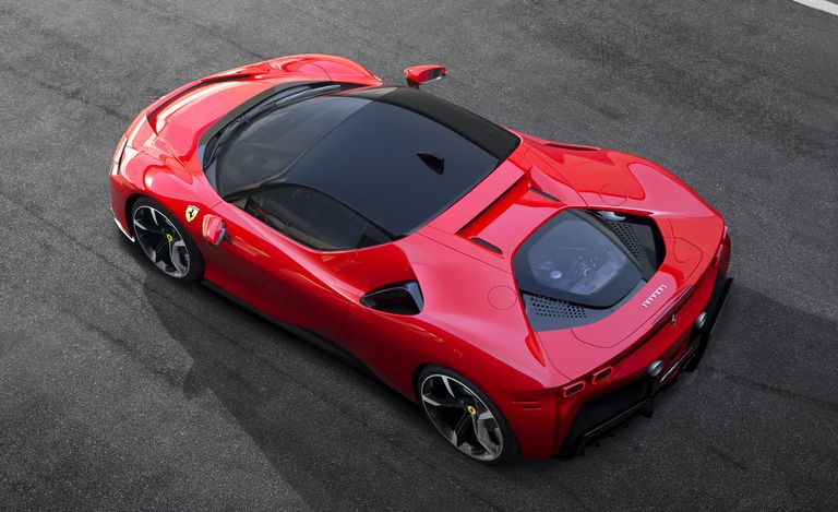 Ferrari “quy hàng' xe chạy điện