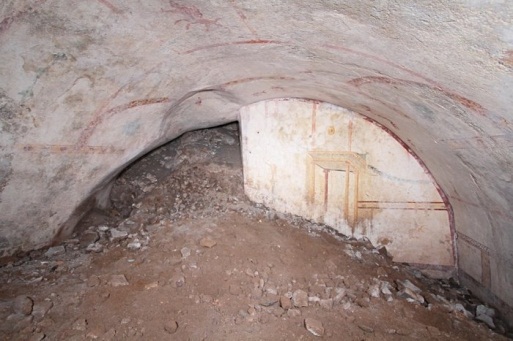 Phát hiện căn phòng bí mật nằm dưới cung điện gần 2000 năm tuổi