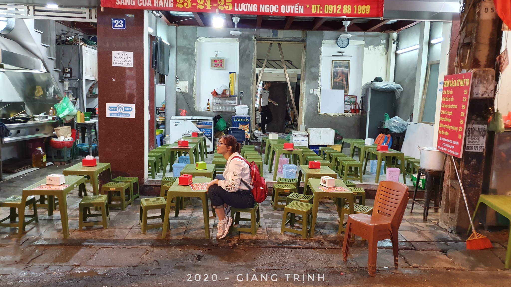 Phố bia Tạ Hiện lên báo quốc tế cũng vắng vẻ lạ thường - 1