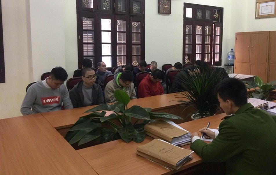 Hà Nội: Triệt phá đường dây đánh bạc nghìn tỷ qua mạng - 2