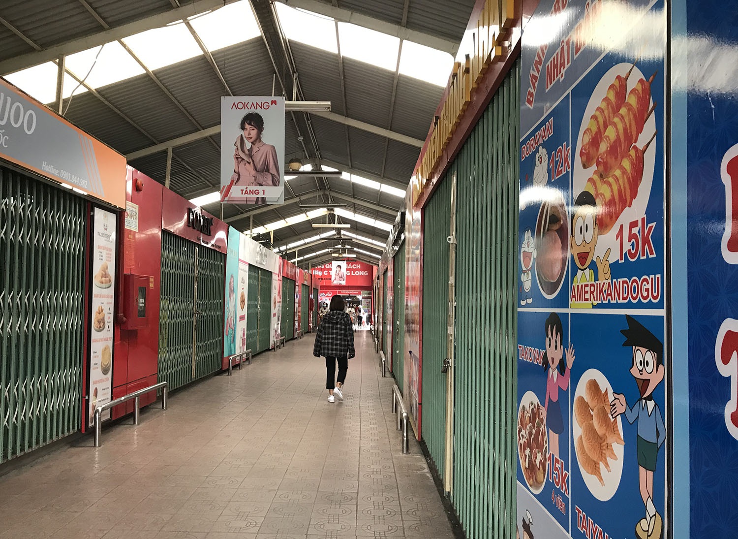 Các khu chợ sinh viên ở Hà Nội đồng loạt đóng cửa phòng dịch Covid-19 - 9