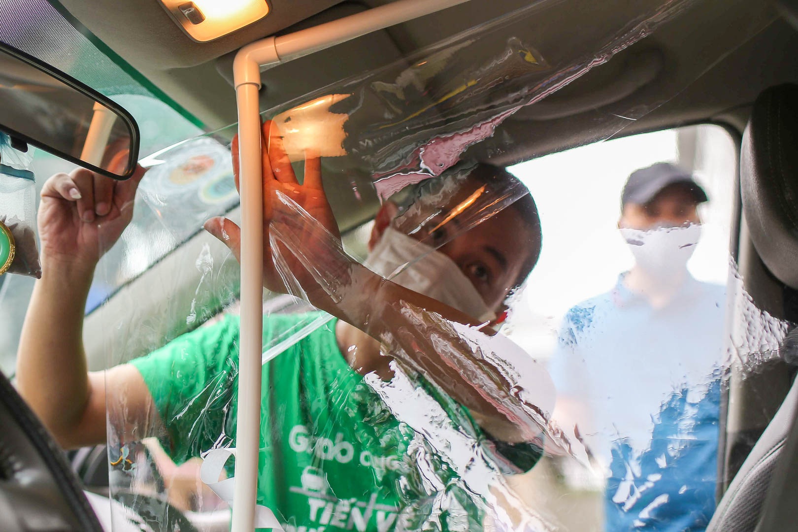 Chiêu độc của cánh lái xe taxi trong thời dịch Covid-19 - 1