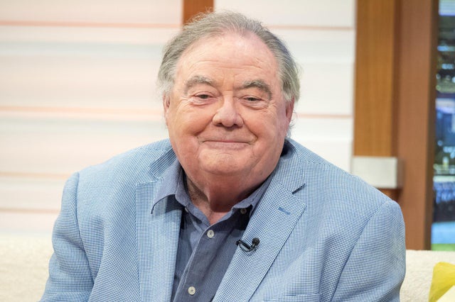 Mắc Covid-19, nam diễn viên hài qua đời ở tuổi 78 - 2