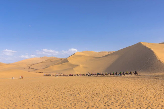 Bên trong ốc đảo 2.000 năm tuổi giữa sa mạc ở Trung Quốc - 10