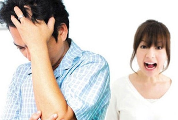 Những sai lầm chị em hay mắc khi giao tiếp với chồng ngày càng khiến cuộc hôn nhân lạnh nhạt - 1