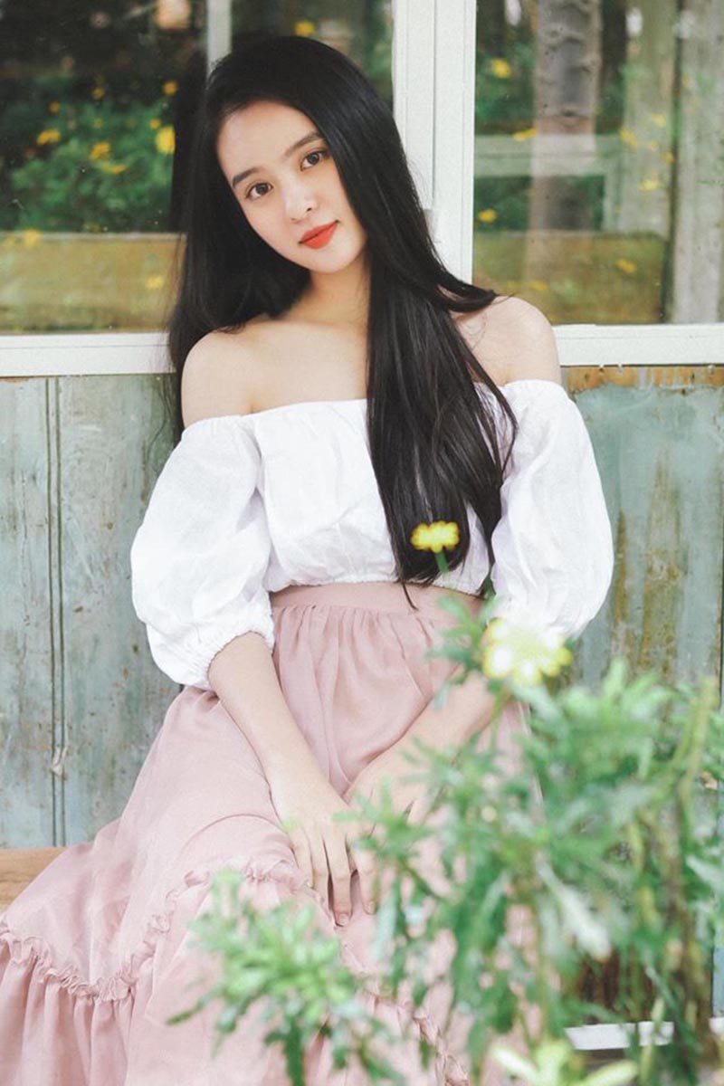 Hoa khôi ĐH Tôn Đức Thắng xinh đẹp, sở hữu cái tên đặc biệt - 4