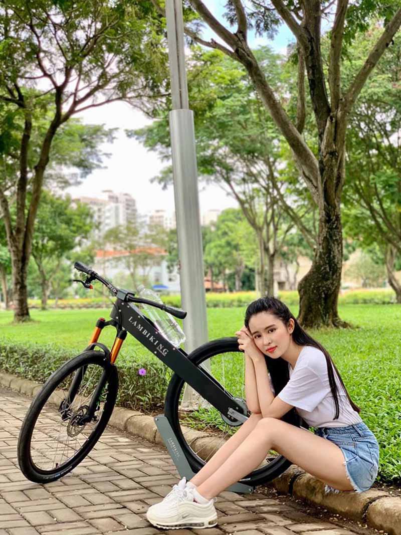 Hoa khôi ĐH Tôn Đức Thắng xinh đẹp, sở hữu cái tên đặc biệt - 8