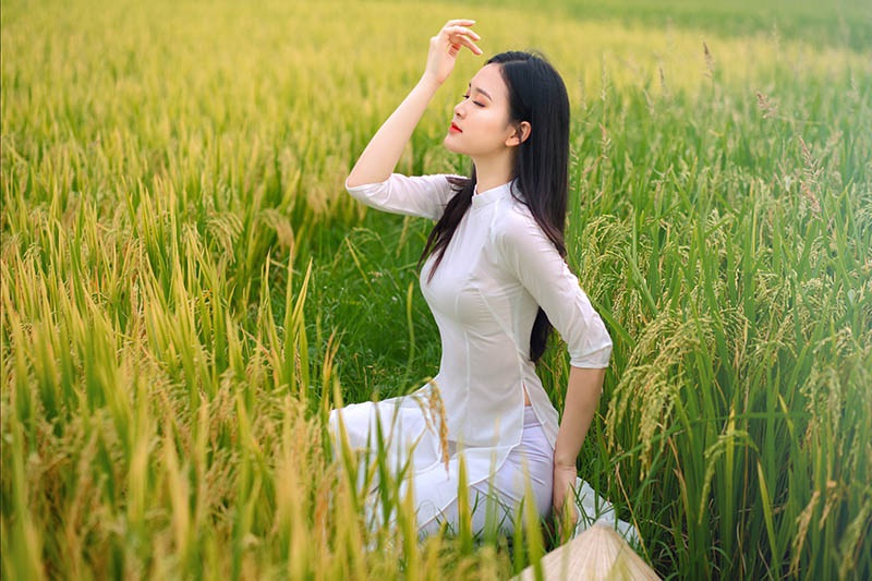 Á khôi Sinh viên Việt Nam khoe nét xuân thì bên cánh đồng lúa - 7