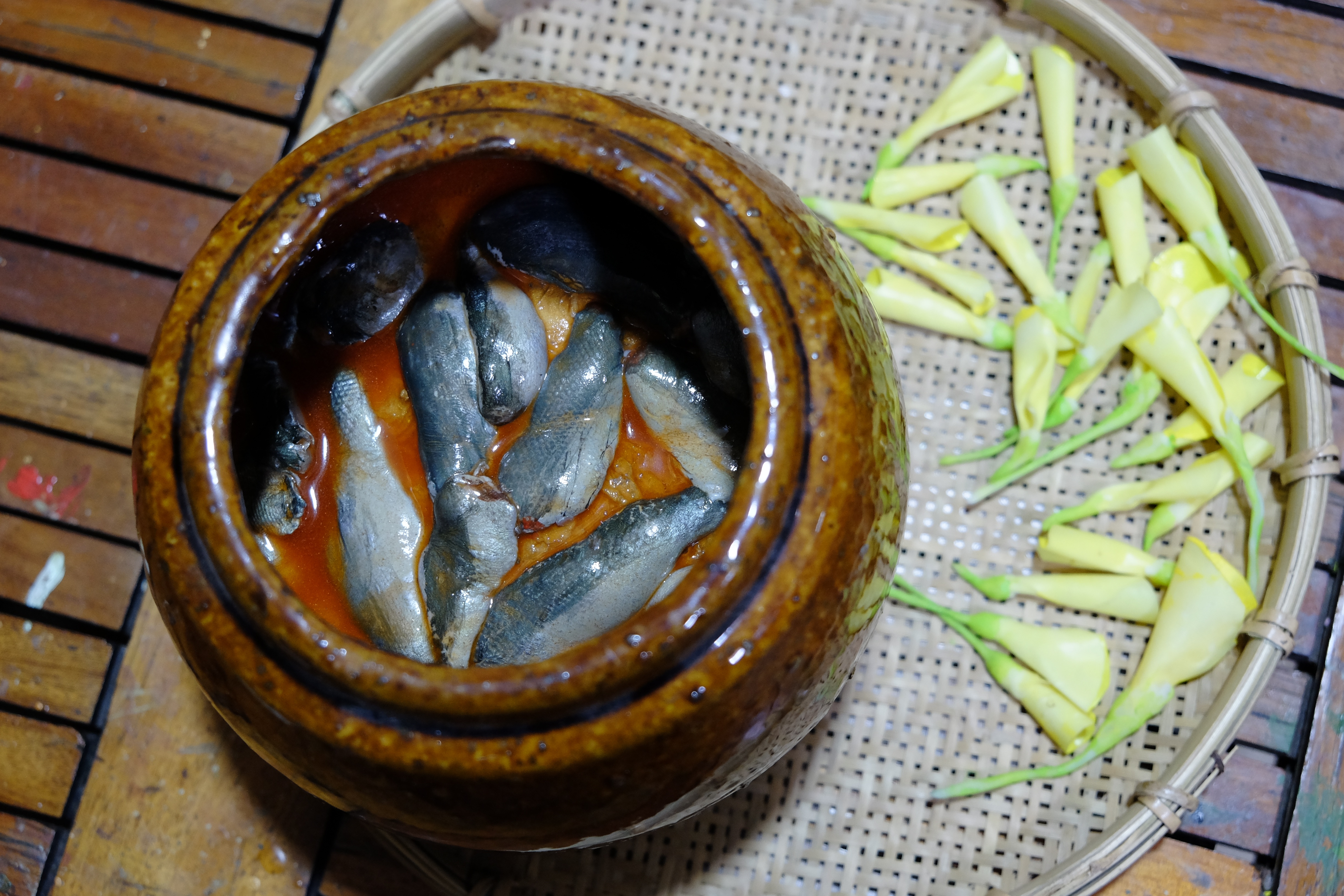 Chàng trai thổi hồn đặc sản miền Tây vào đất sét Việt - 12