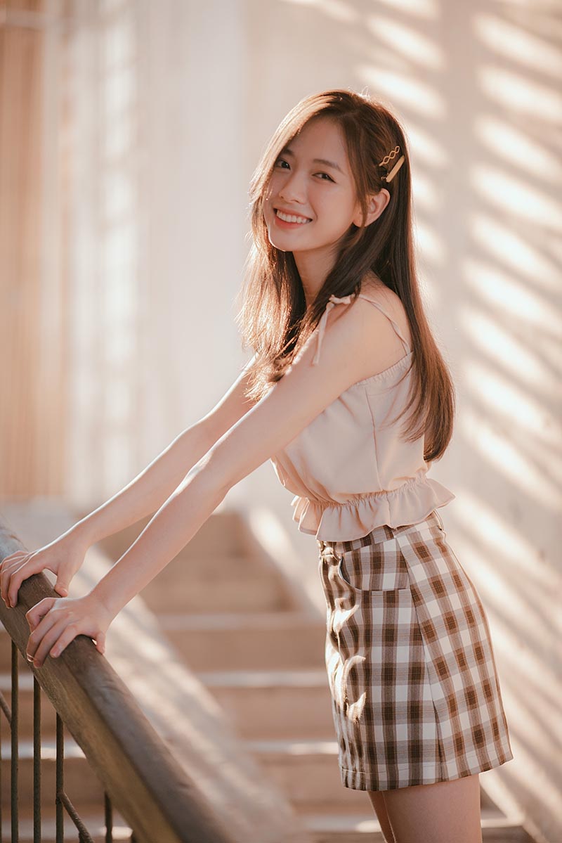 Nét đẹp trong veo, nhẹ nhàng tựa nắng mai của nữ sinh trường Y - 2