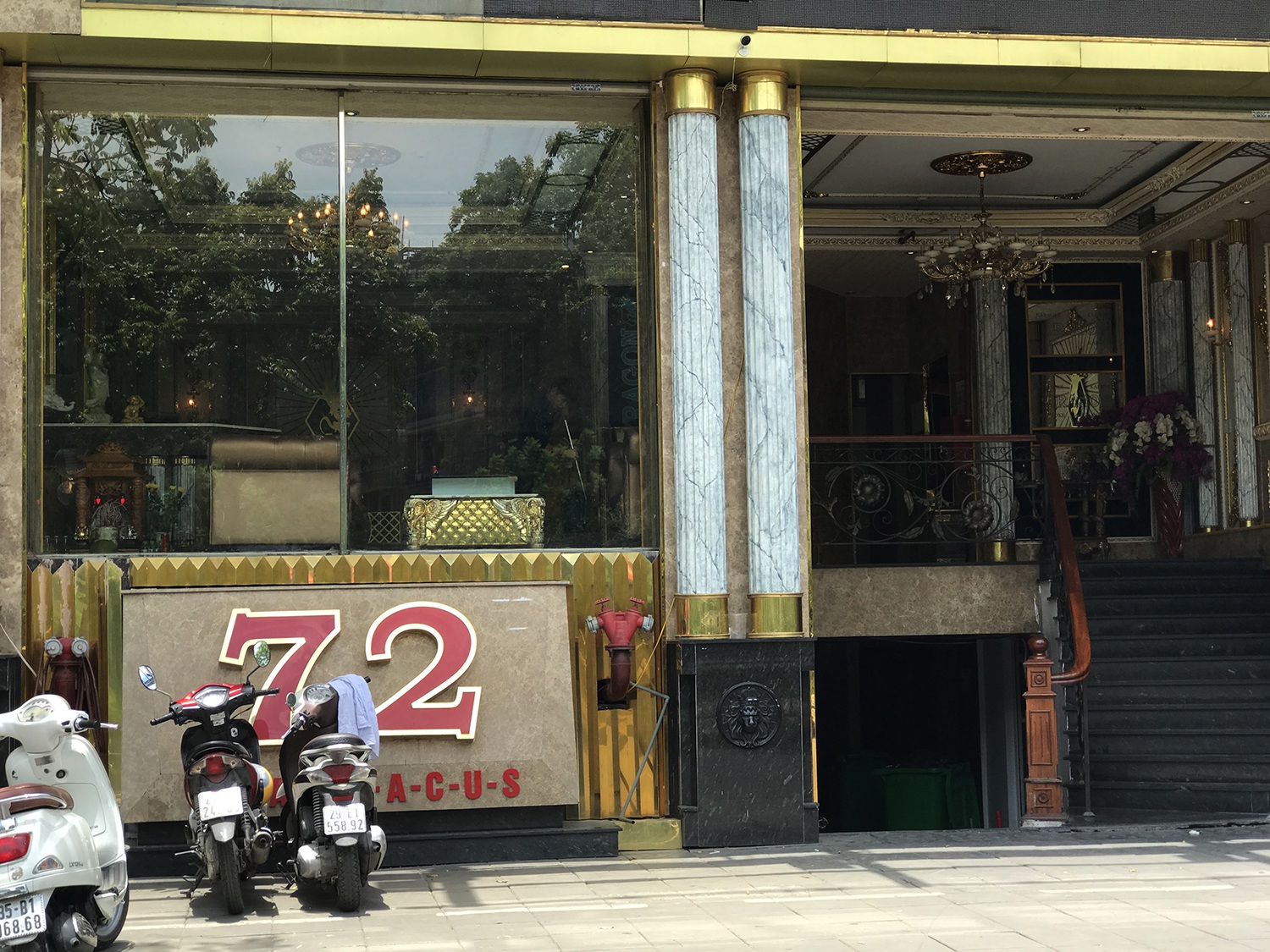 Quán karaoke tấp nập, nhộn nhịp trở lại sau chuỗi ngày ngủ đông - 5