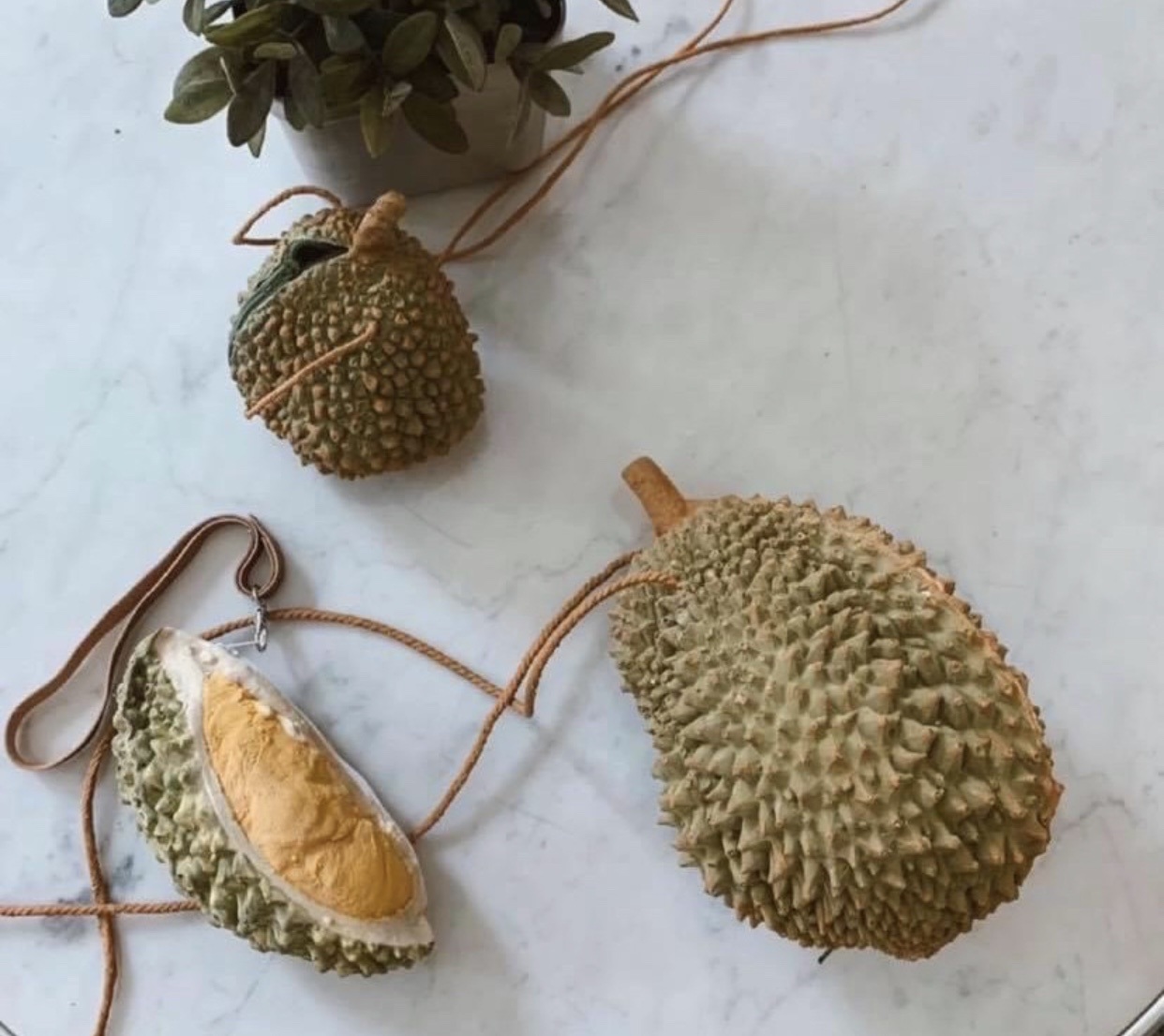 Dân mạng phát sốt với túi xách hình sầu riêng giá 1 triệu đồng - 3