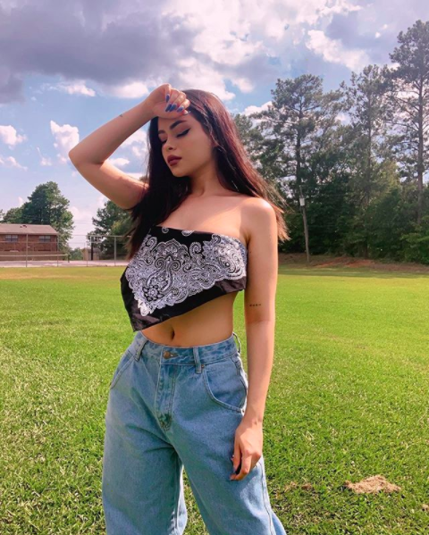 Hot girl gốc Việt nóng bỏng trổ tài hóa trang thành idol nhóm Black Pink - 8