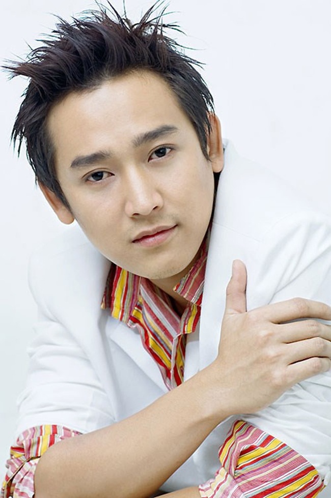 Qua tuổi tứ tuần, nhiều nam nghệ sĩ vẫn sống độc thân - 9