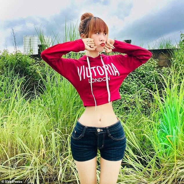 Cô gái tuyên bố vòng eo 37,8 cm là tự nhiên - 1