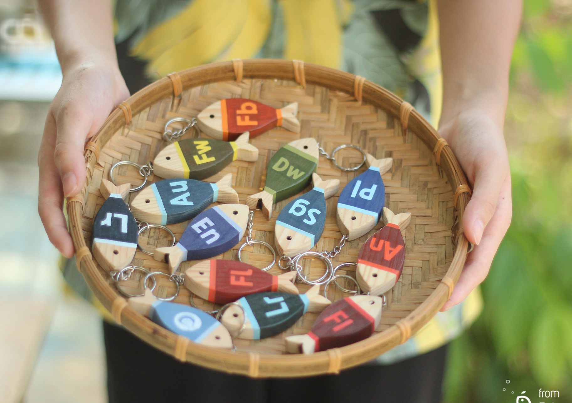 Nữ 9x bỏ việc về quê nuôi cá gỗ, từ ý tưởng điên rồ mang về cả nghìn đô - 12