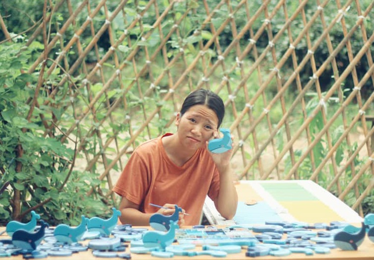 Nữ 9x bỏ việc về quê nuôi cá gỗ, từ ý tưởng điên rồ mang về cả nghìn đô - 2