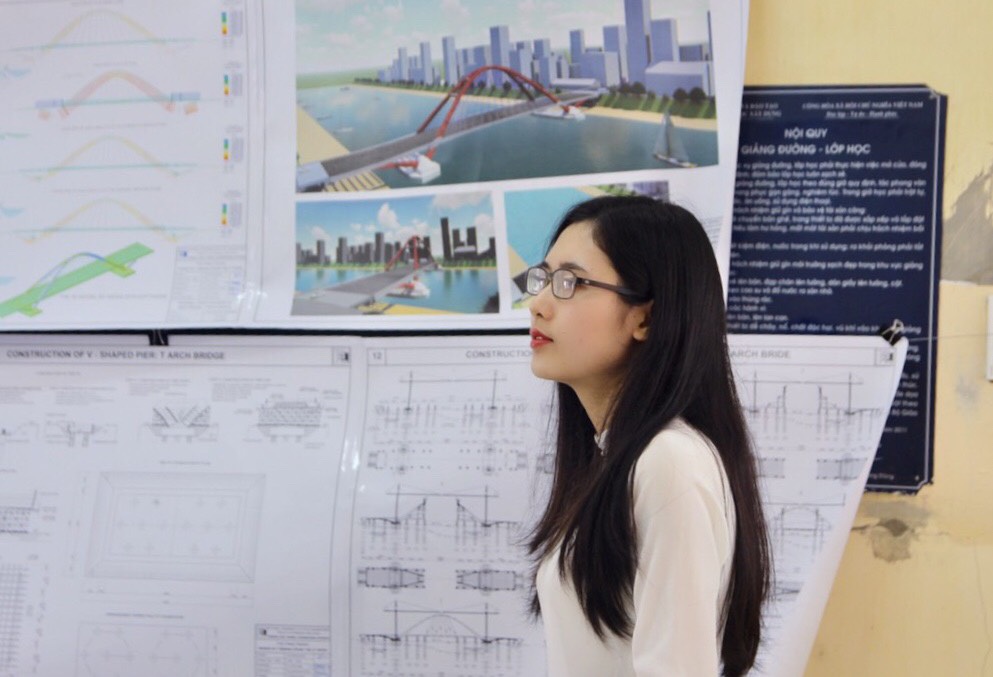 Nữ sinh xinh đẹp trở thành Thủ khoa ở trường đại học có 95% là nam giới - 3