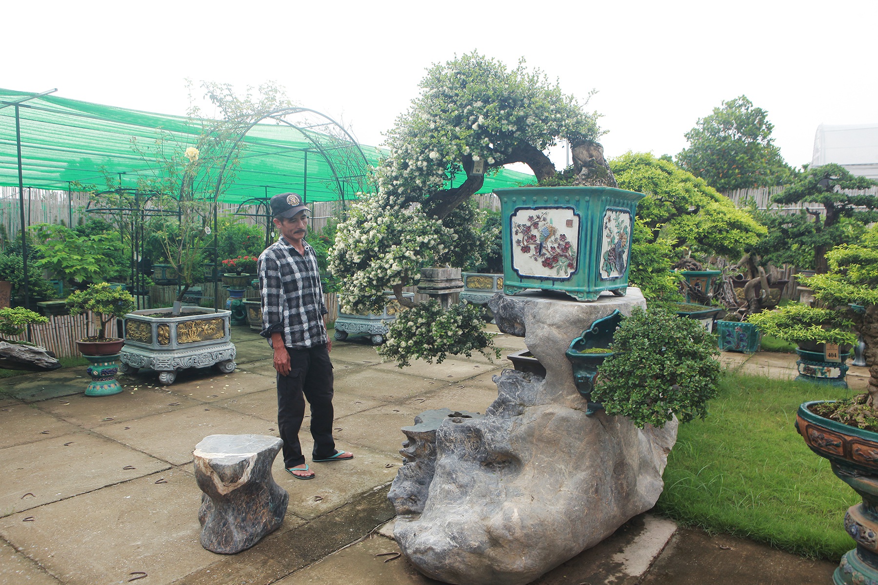 Choáng ngợp với bộ sưu tập “Hòn ngọc Viễn Đông” tiền tỷ giữa lòng Hà Nội - 1