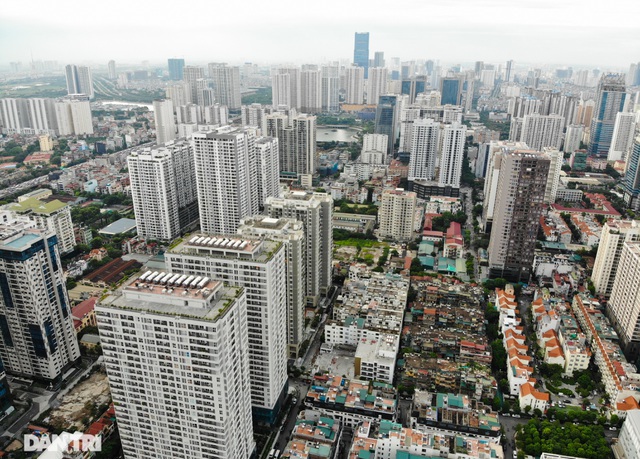 Giá nhà ở “nhảy múa” từng ngày, cao hơn 17 lần thu nhập lao động phổ thông - 1