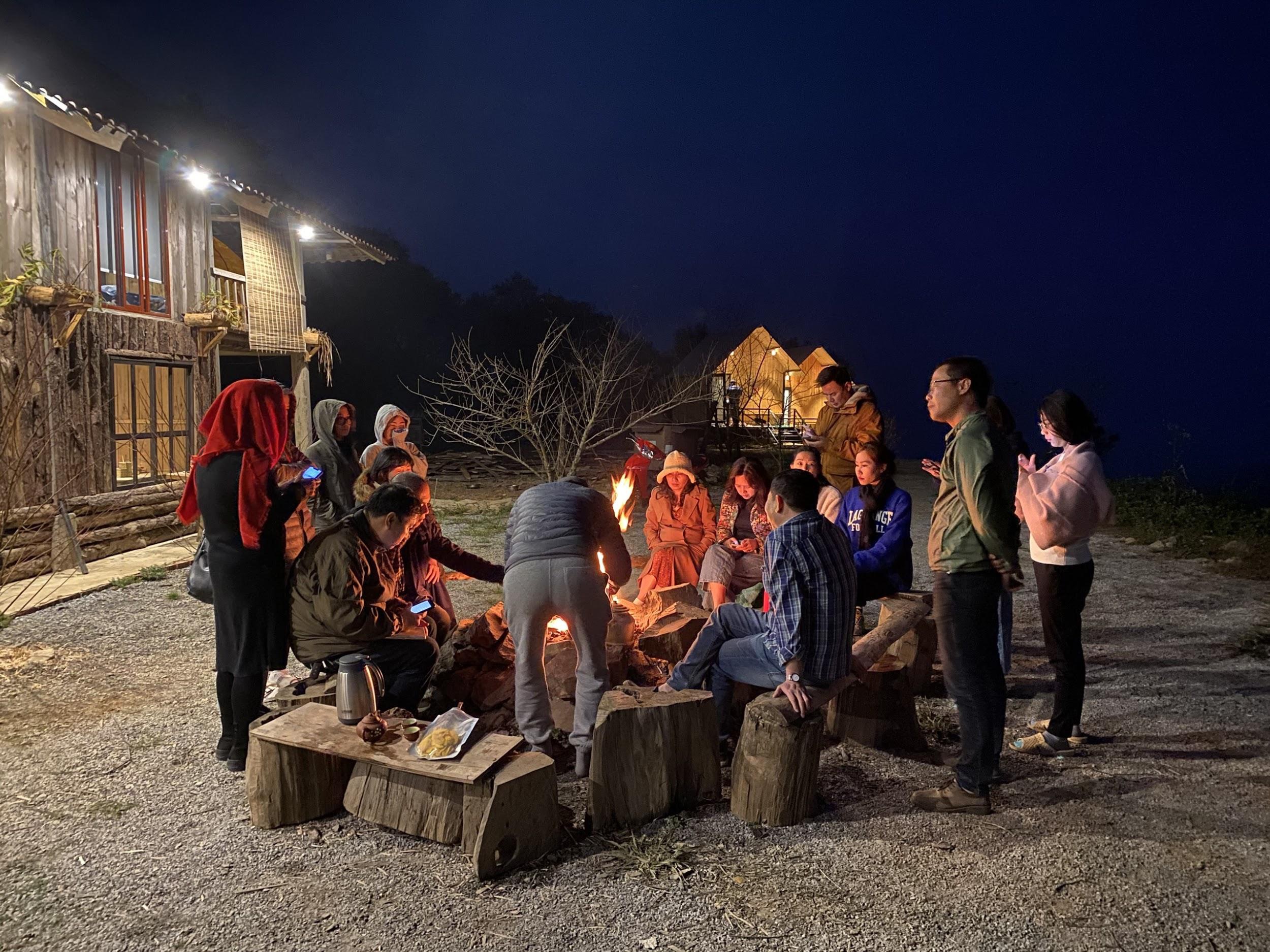 Cặp đôi 9x dành 33 ngày đi 6.000km du lịch khắp Việt Nam - 3