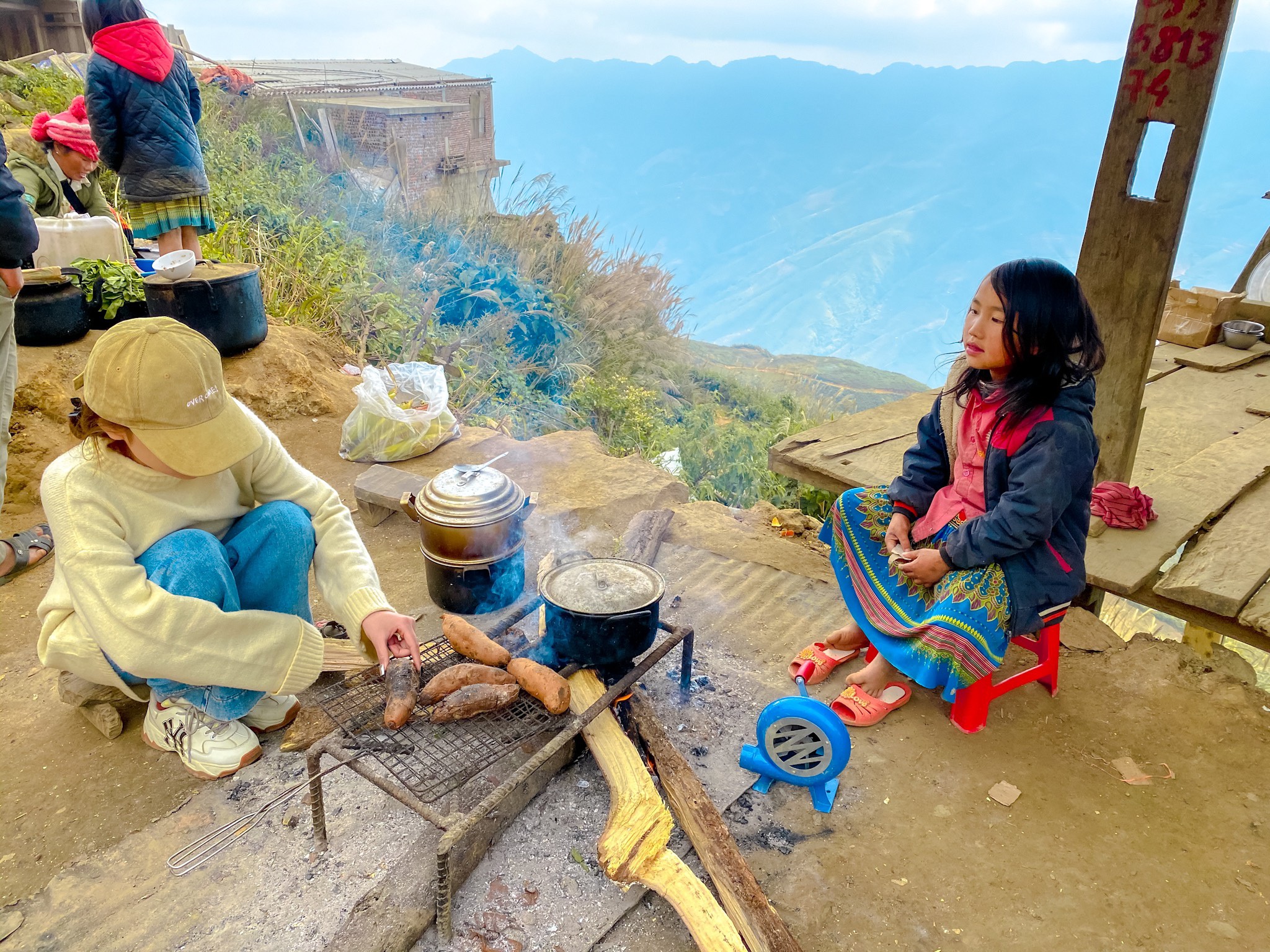 Cặp đôi 9x dành 33 ngày đi 6.000km du lịch khắp Việt Nam - 8