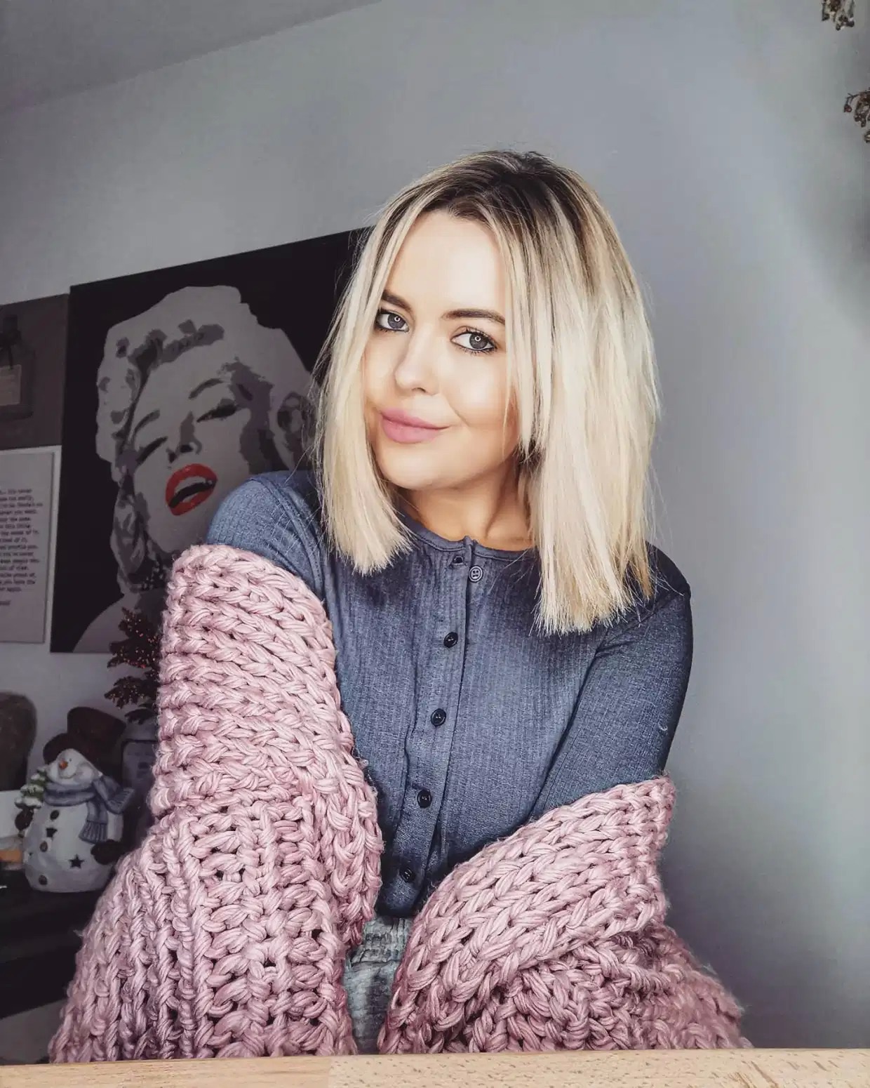 Cô gái xinh đẹp trải lòng chuyện bị dọa tung clip sex - 3