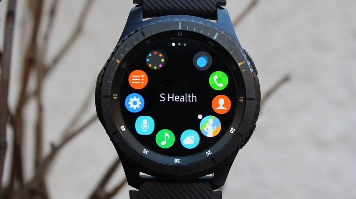 Smartwatch sẽ có thể theo dõi mức đường huyết mà không cần lấy máu - 1