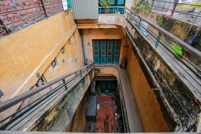 Loạt biệt phủ xa hoa của đại gia giàu nhất phố cổ Hà Nội xưa - 1