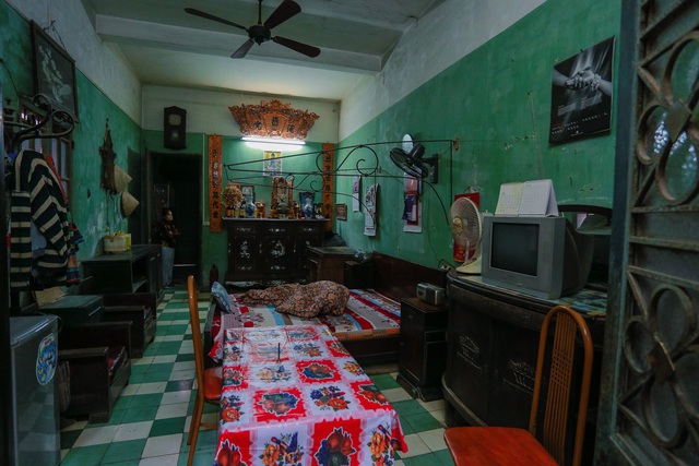 Loạt biệt phủ xa hoa của đại gia giàu nhất phố cổ Hà Nội xưa - 4