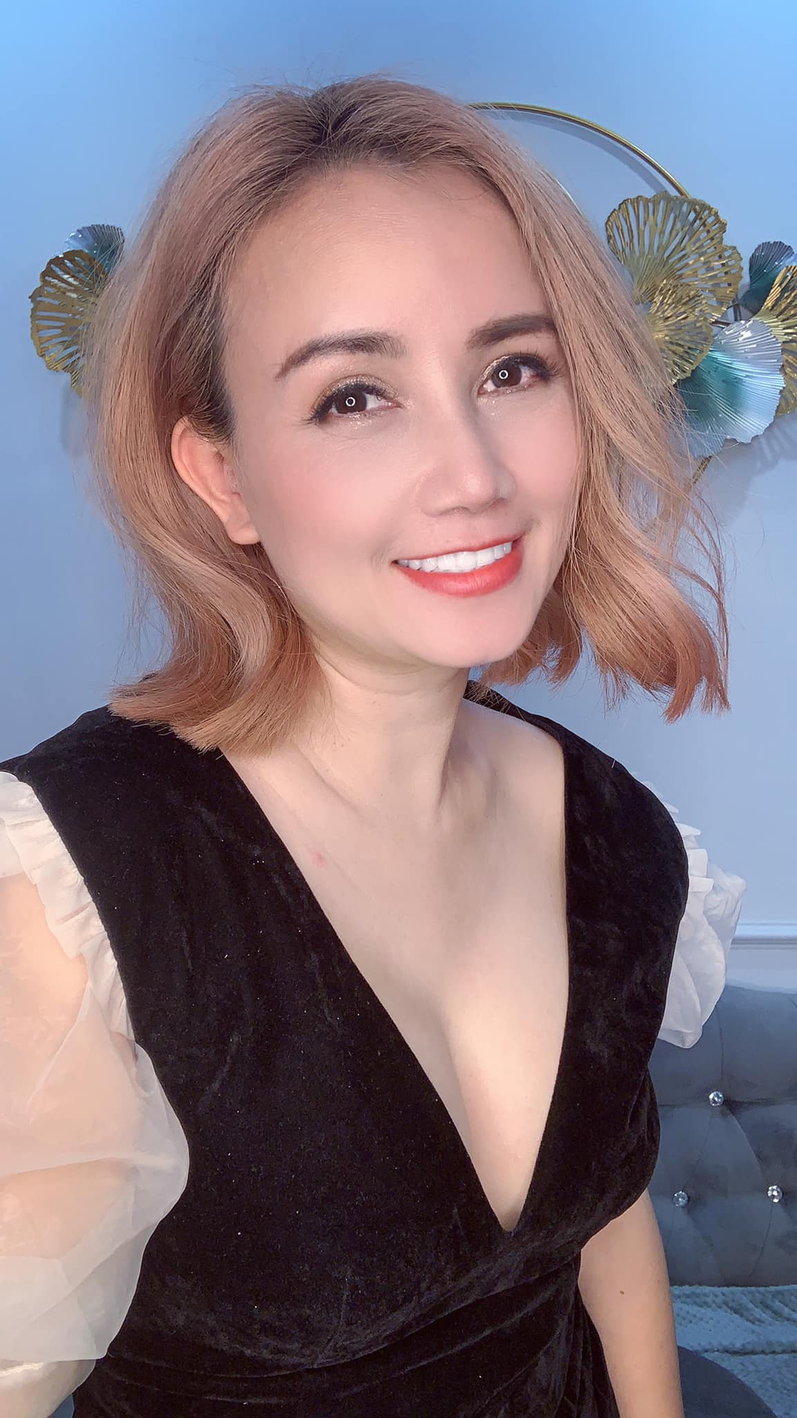 Cô Xuyến Hoàng Yến phẫu thuật thẩm mỹ hậu ly hôn người chồng thứ tư - 4