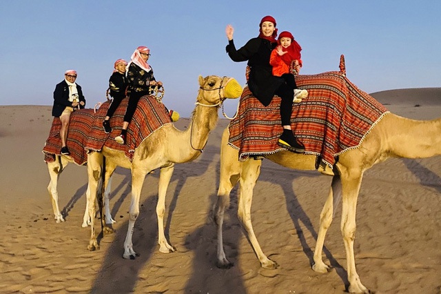 Cuộc sống sang chảnh, hạnh phúc của những hoa hậu Việt đông con - 15