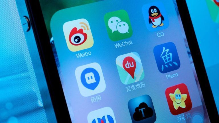 Nhiều công ty Trung Quốc thu thập trái phép thông tin người dùng iPhone - 1