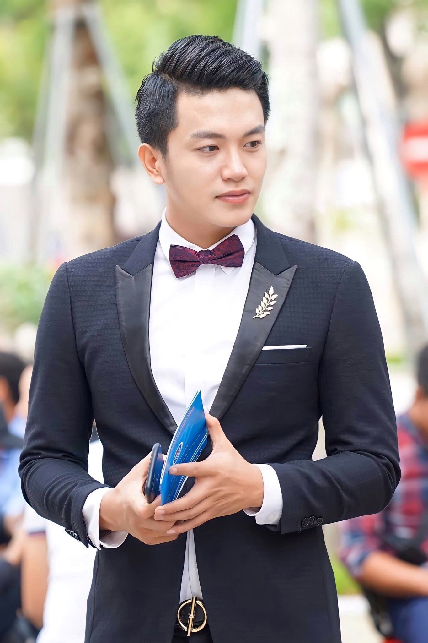 Gặp lại hot boy trường Y năm nào nay đã là bác sĩ điển trai như tài tử - 17