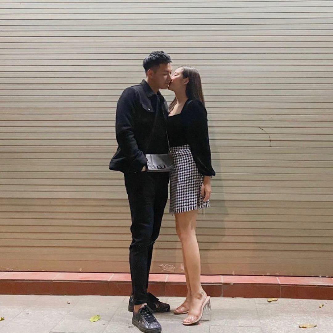 Cô dâu 9X xinh đẹp đeo vàng trĩu cổ, kín tay trong ngày cưới gây sốt mạng - 6