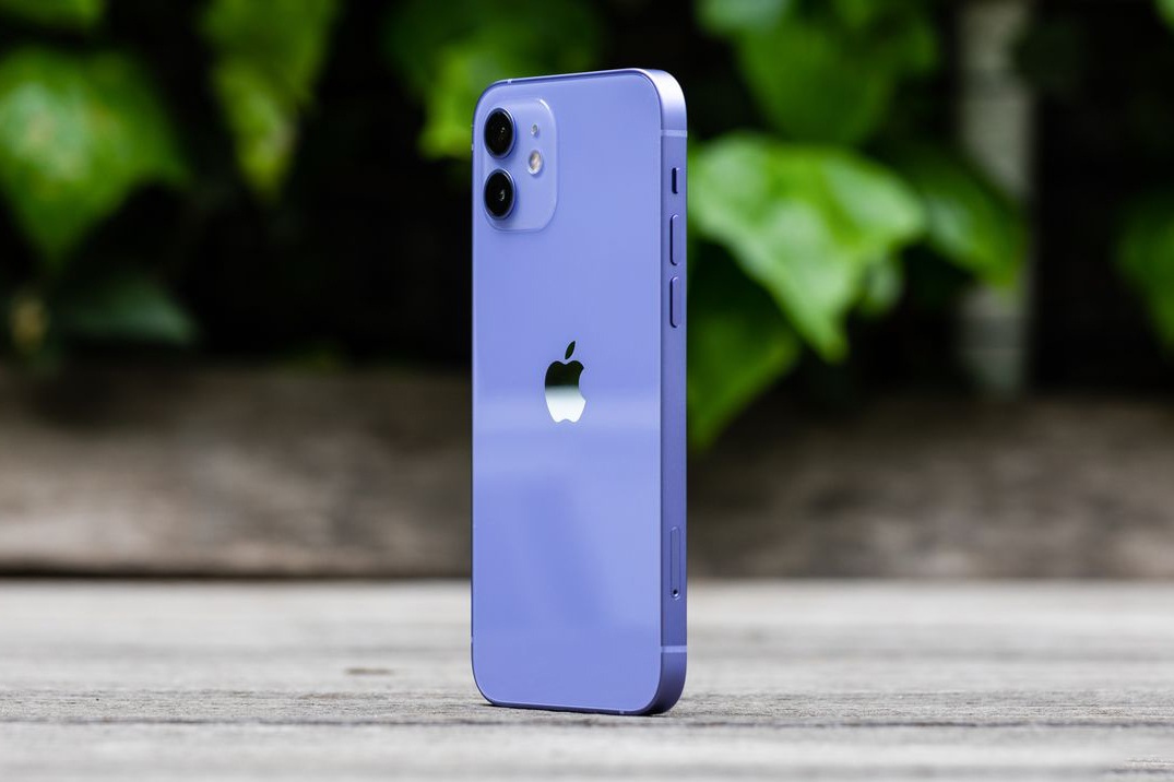 Cận cảnh chiếc iPhone 12 màu tím mà Apple vừa ra mắt - 8