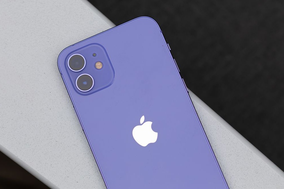 Cận cảnh chiếc iPhone 12 màu tím mà Apple vừa ra mắt - 3