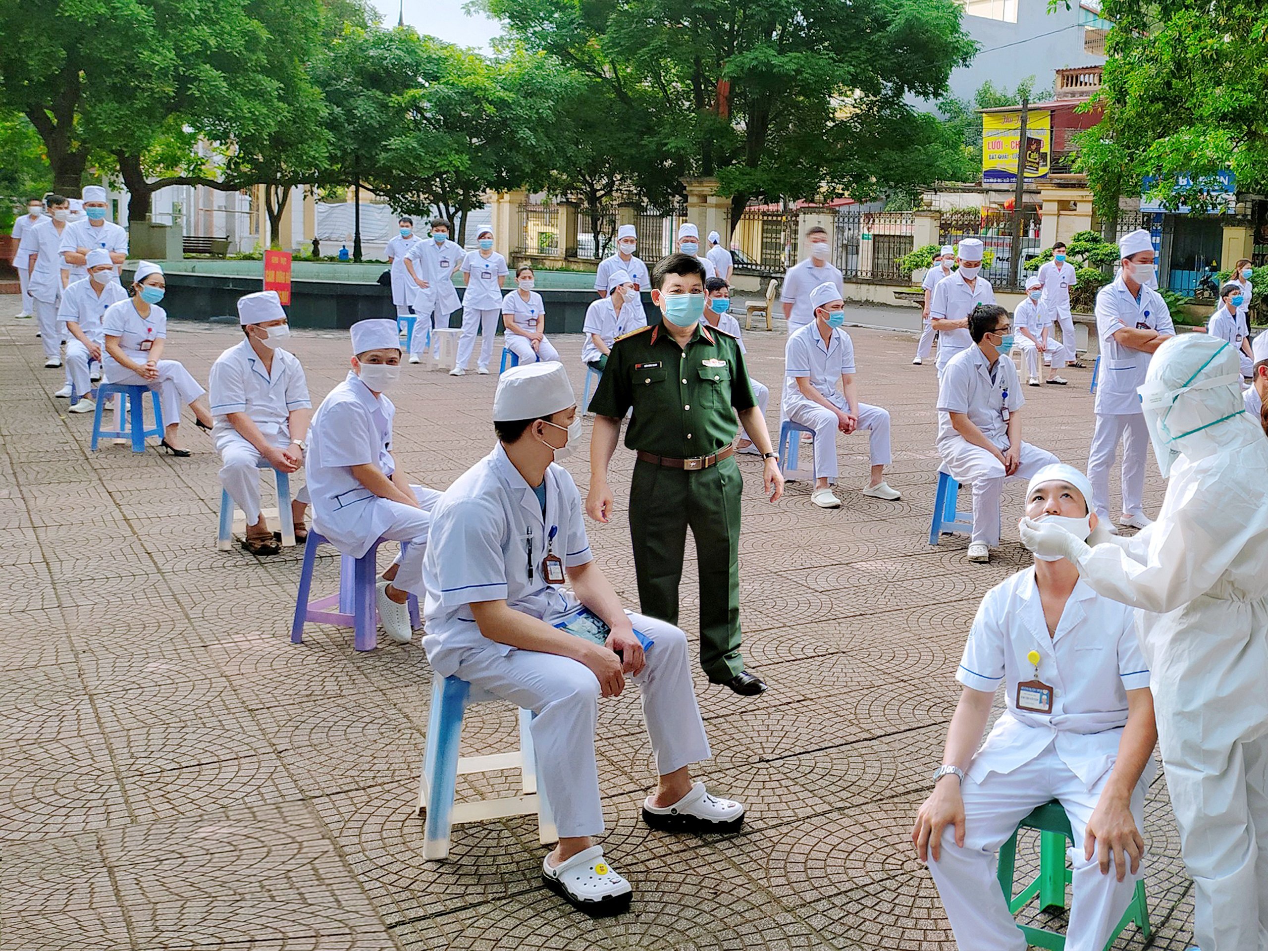 Giám đốc BV Quân y 110 nói gì về ảnh ghép kiểm tra xét nghiệm Covid-19? - 2