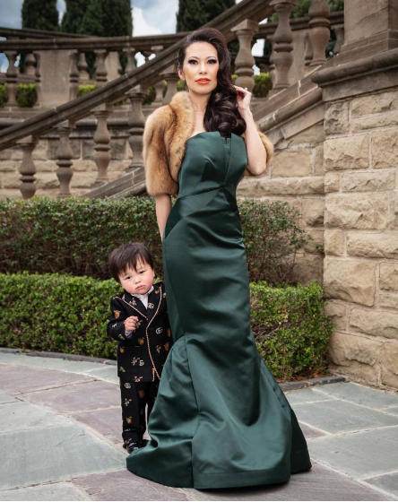 Choáng với độ chịu chi cho con của những bà mẹ siêu giàu châu Á - 2