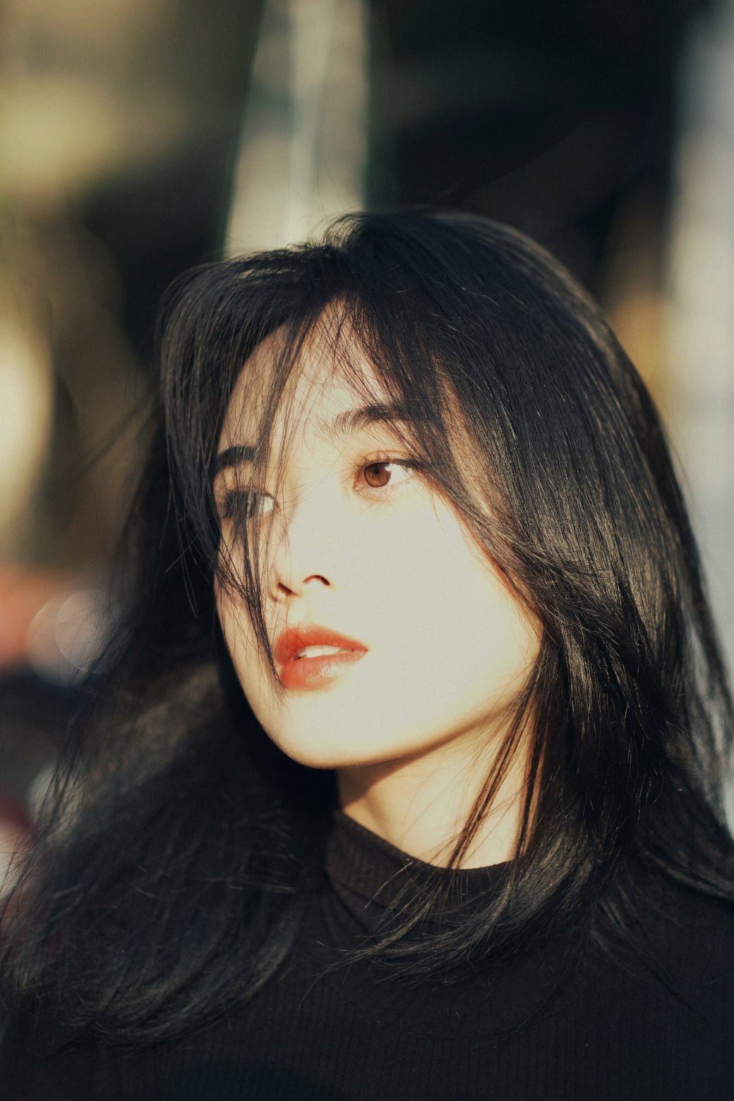 Nữ sinh RMIT sở hữu vẻ đẹp thanh thoát và nụ cười tỏa nắng - 3