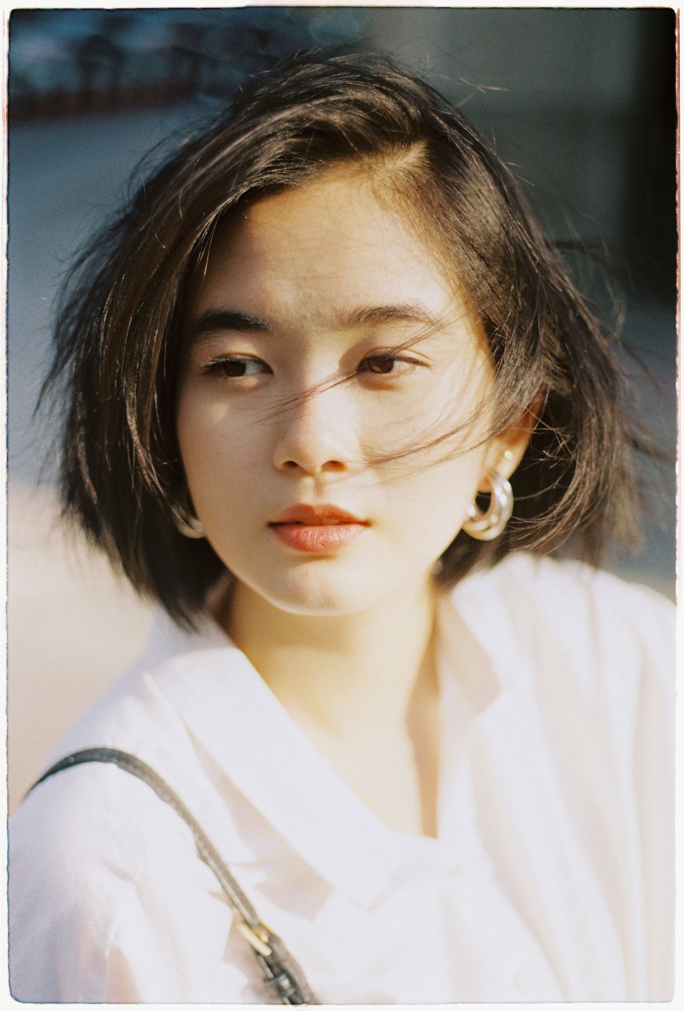 Nữ sinh RMIT sở hữu vẻ đẹp thanh thoát và nụ cười tỏa nắng - 8