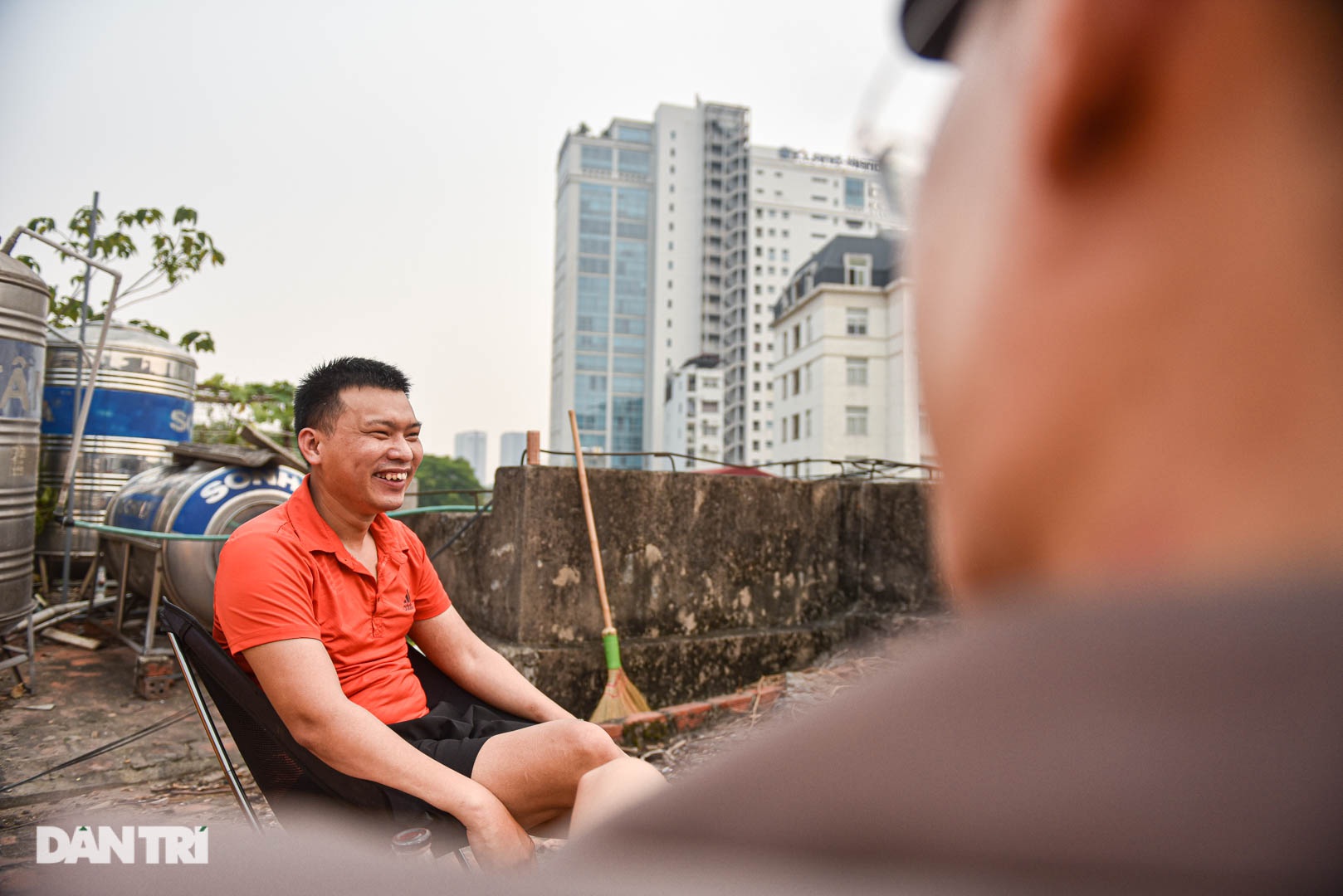 Thèm du lịch, giới trẻ đầu tư cắm trại tại gia: Chỉ ngắm nóc nhà vẫn vui - 3