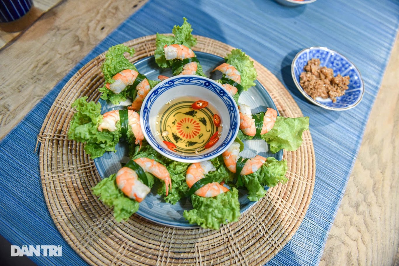 Lạ miệng món diếp cuốn hạ hỏa ăn kèm bỗng rượu nức tiếng Hà thành - 10